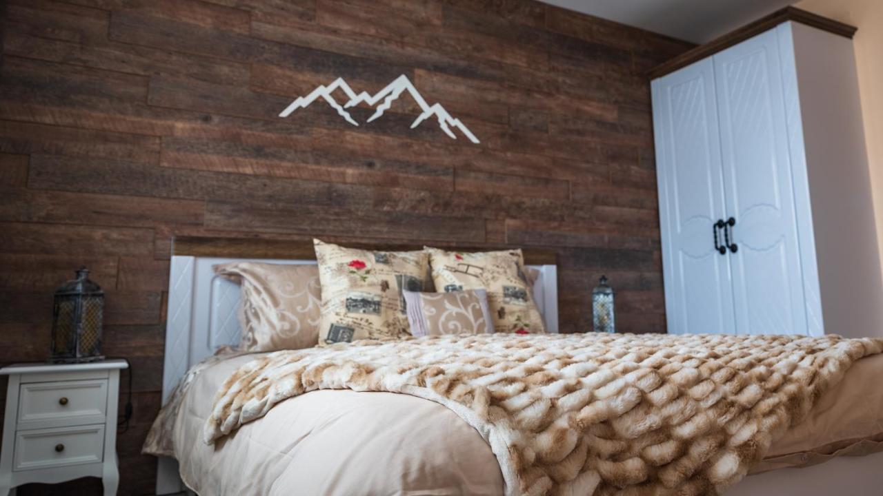 House Proctor Apartment Stoykite Bagian luar foto