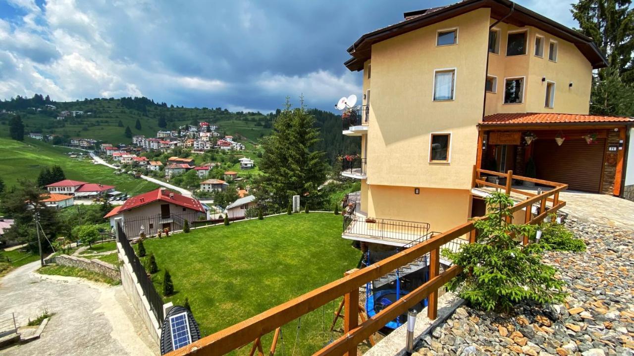 House Proctor Apartment Stoykite Bagian luar foto