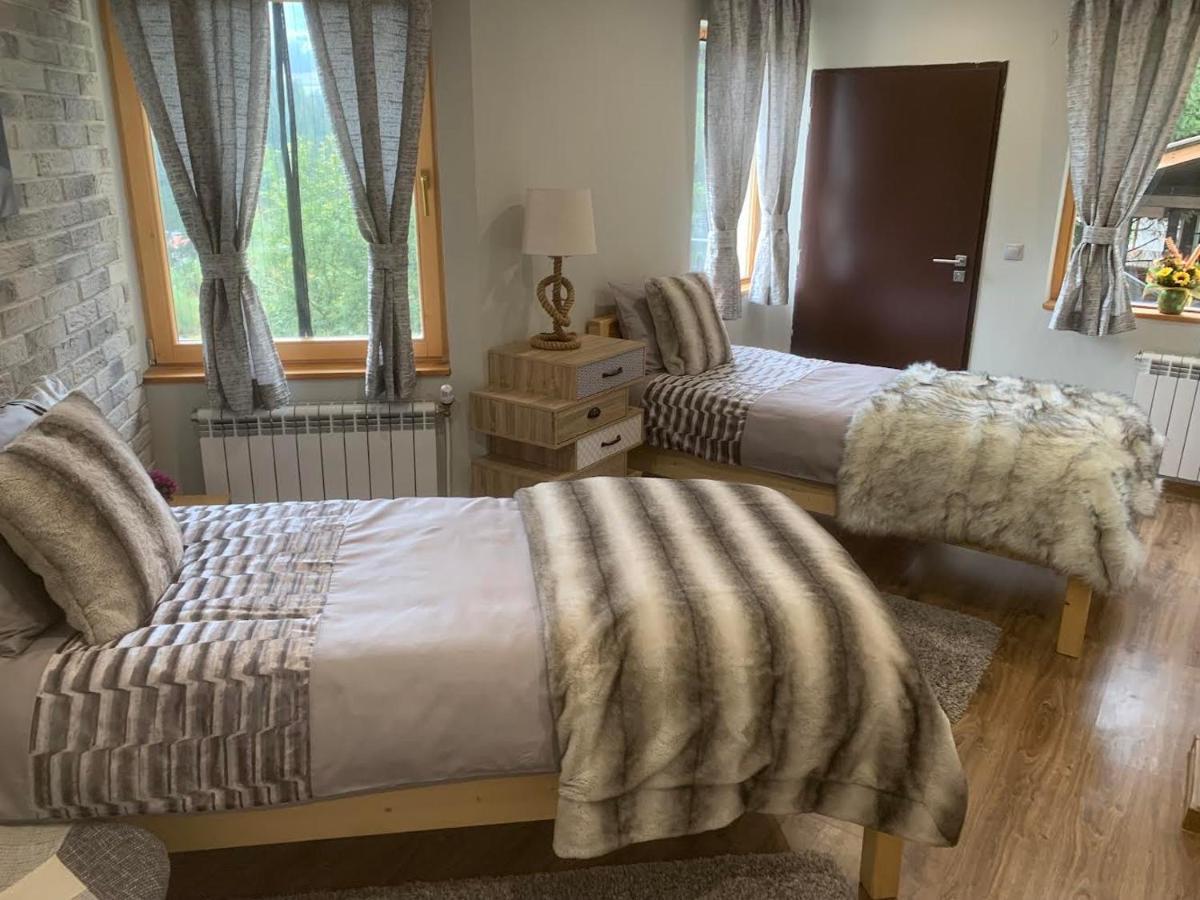 House Proctor Apartment Stoykite Bagian luar foto